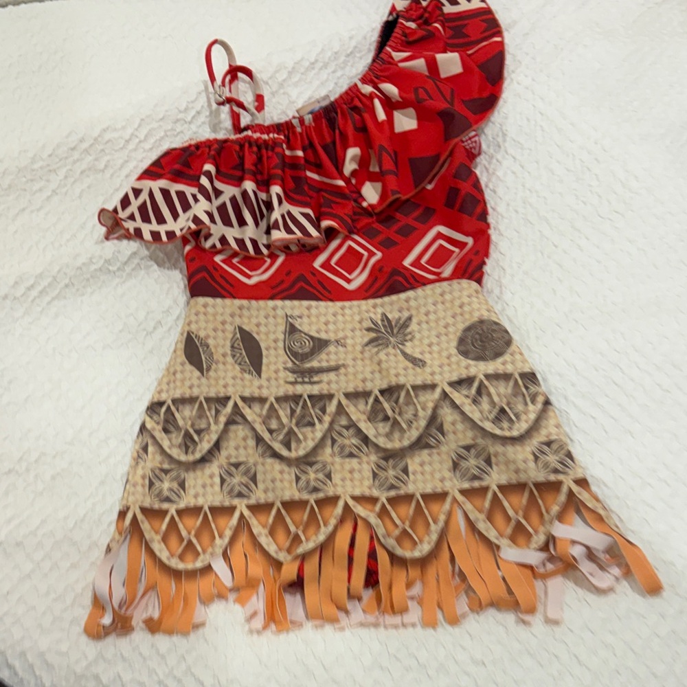 Disney Aulani Red Moana size 6 (runs small like a 5) Patterned Swimwear onepiece